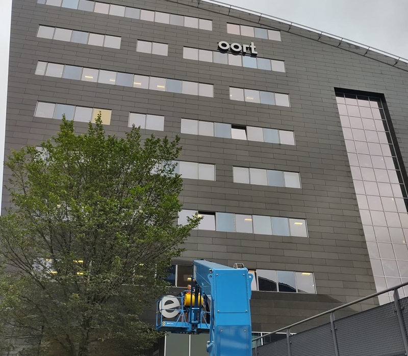 Montage lichtreclame rotterdam Montage lichtreclame rotterdam